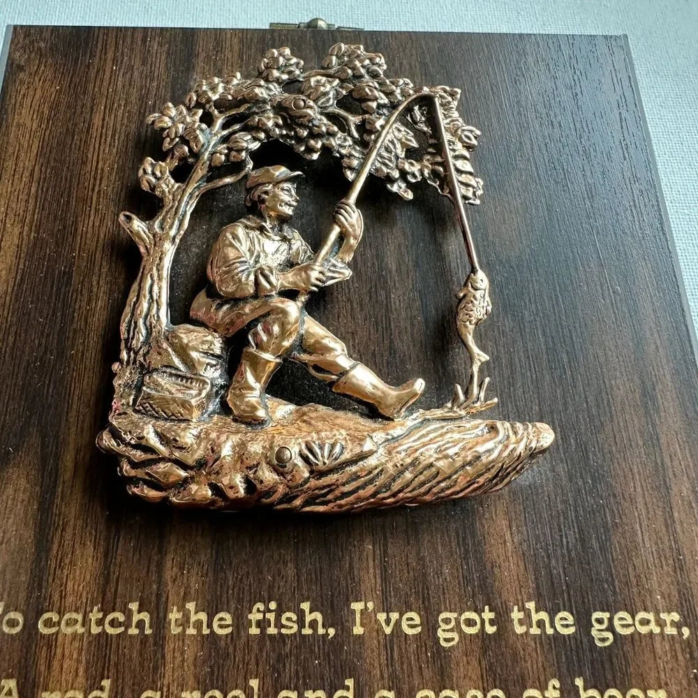 VTG 3D‎ Sculpture Metal Fisherman Wooden Wall Plaque Canada Made (8.5x5.5 in)